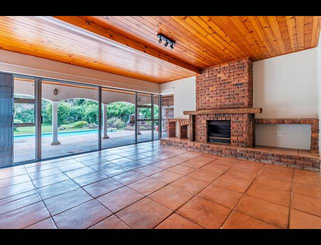 8 BEDROOM HOUSE FOR SALE IN CHASEDENE